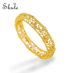 Lucky Clover Bridal Wedding Bangle Bracelets Hollow Floral Jewelry Gift