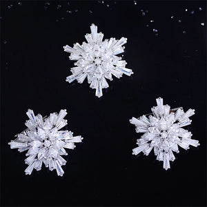 Snowflake Brooch Pin Christmas Jewelry with Zircons Lapel Pin