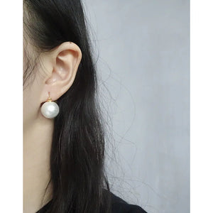 Small & Versatile Kettlebell Cotton Pearl Earrings 925 Sterling Silver