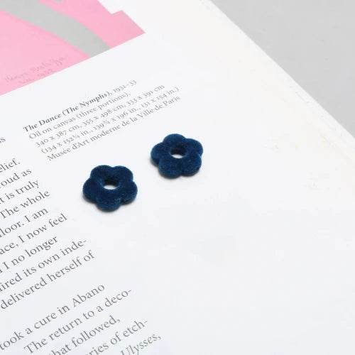 Vintage Acrylic Bead DIY Hand Jewelry Earring - Flocking Hollow Out Small Flower