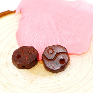 Small Leaf Red Sandalwood Tai Chi Gossip Beads