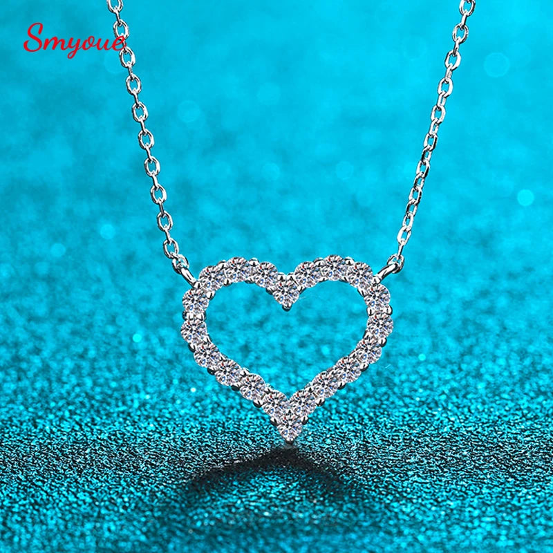 2CT Moissanite Heart Necklace S925 Silver Platinum Pendant