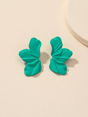 Elegant Flower Stud Earrings