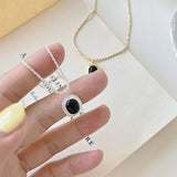 Retro Oval Agate Necklace in S925 Silver