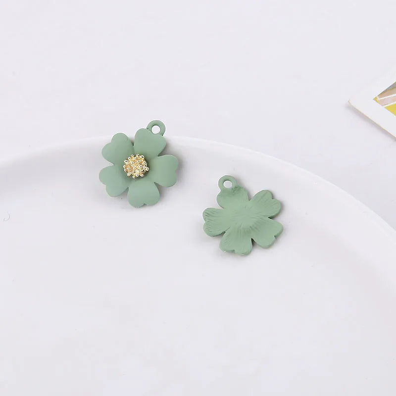30pcs Rubber Paint Cartoon Flowers Alloy Floating Locket Charms DIY Jewelry