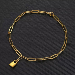 Stainless Steel V Letter Bracelet for Women with Key Charms