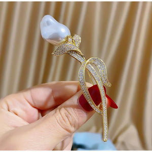 Sweet Pearl Rose Brooch Romantic Zircon Pins for Women