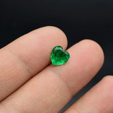 Heart Cut Colombian Emerald Loose Gemstone for Jewelry