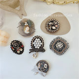 Palace Brooch Coat Accessories Pearl Brooch Buckle Collar Pin