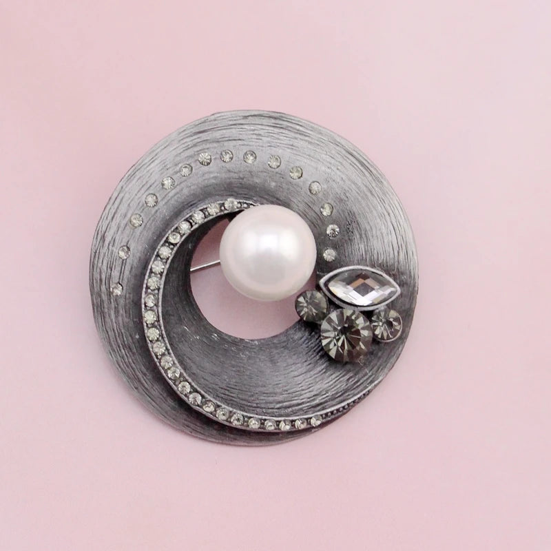 Vintage Pearl Rhinestone Brooch Wedding Party Jewelry