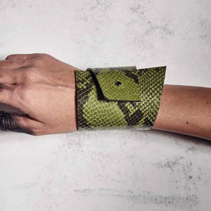 Serpentine Punk Leather Bracelets For Women Femme