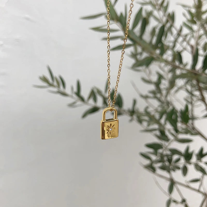 Small Embossing Pendant Necklace For Women Star Lock Necklace