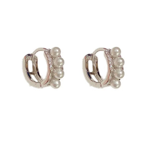 Light Pearl Earrings for Elegant Look