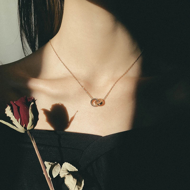 Sexy Titanium Steel Double Buckle Clavicle Chain Necklace