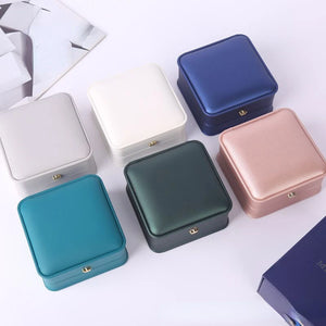 Texture Bangle Bracelet PU Leather Storage Case with Crown Clasp
