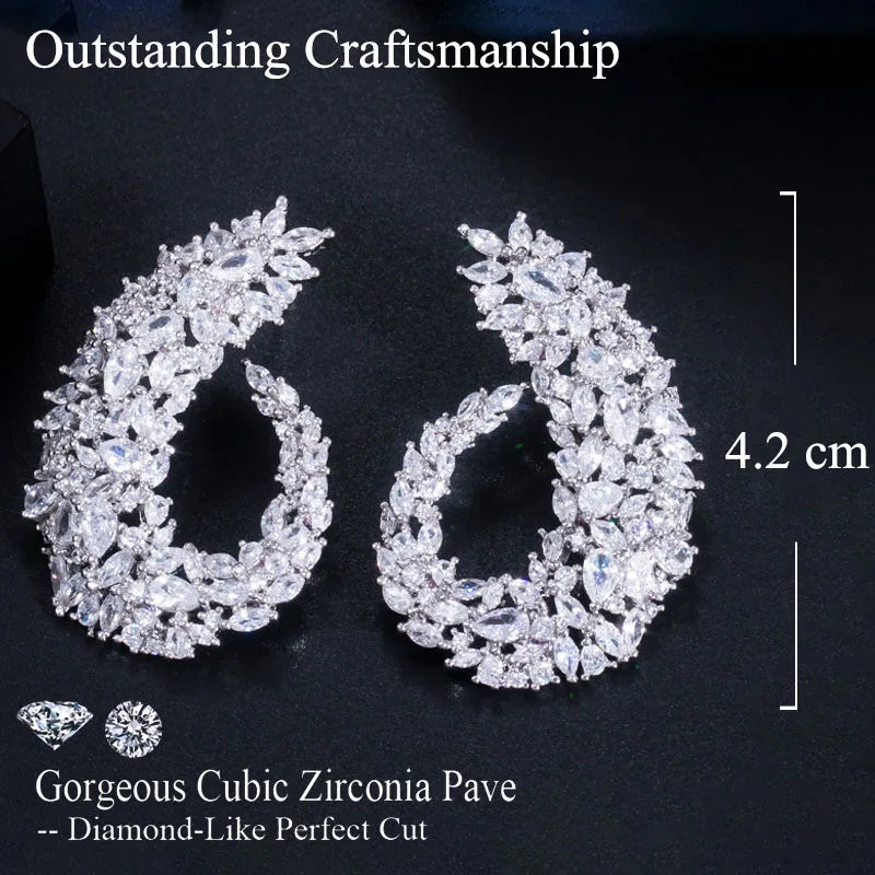 ThreeGraces Silver Flower CZ Earrings ER081