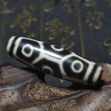 Tibet Black/White Tortoiseshell 9 Eyes Pattern Totem DZI Beads 49*50mm