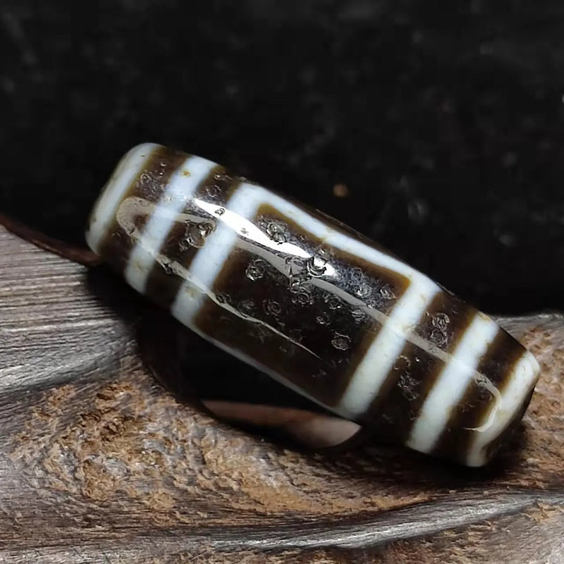 Tibet Old Brown Agate Beads Heaven&Earth Totem DZI Beads