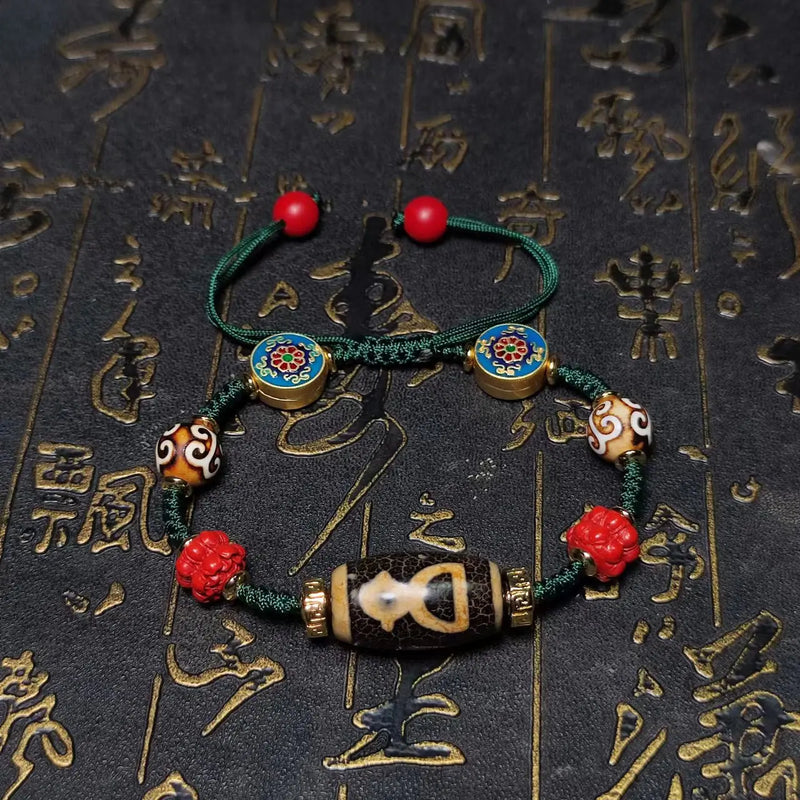 Tibetan Wealth God Agate Dzi Bracelet