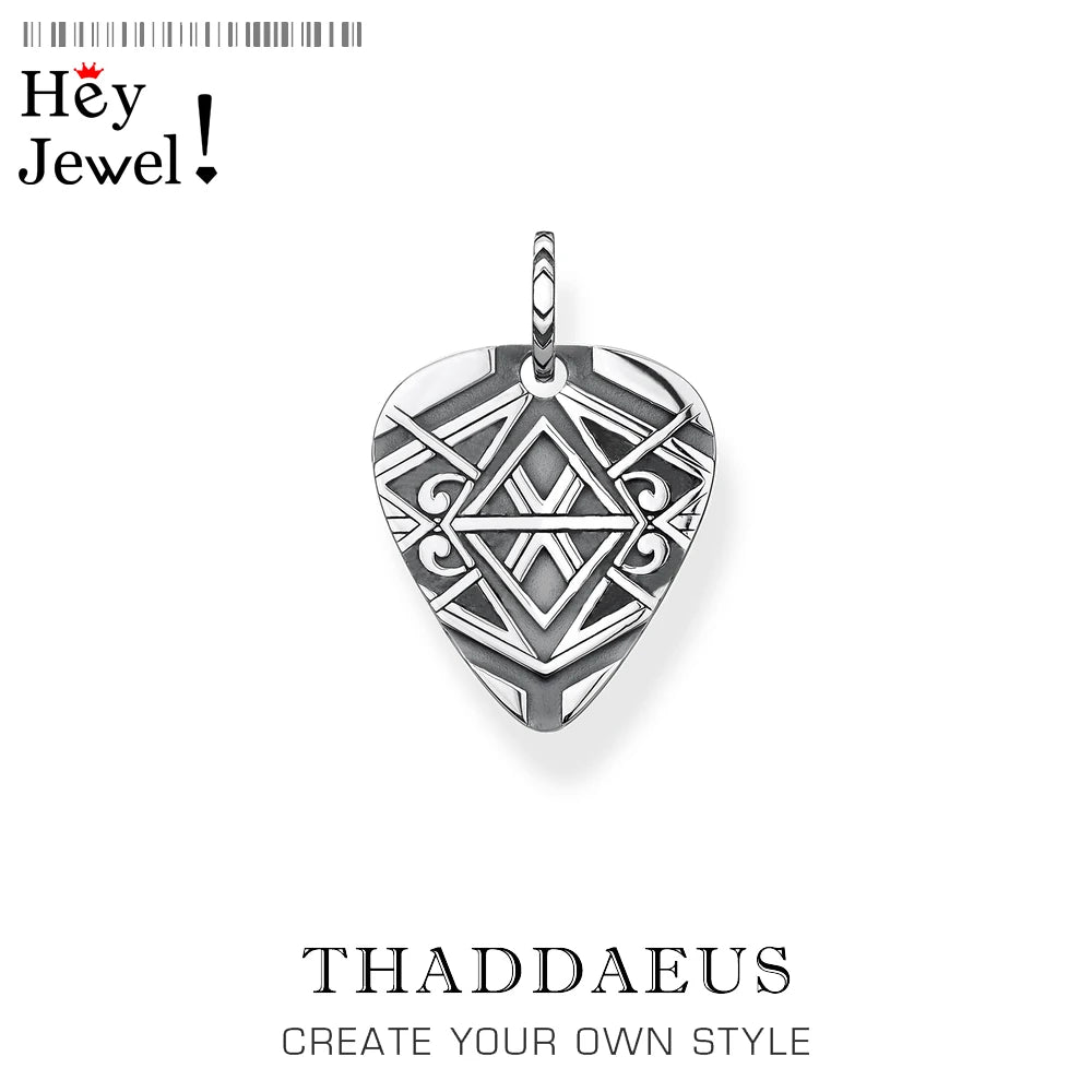 Timeless Dog Tag Pendant, 2021 Fine Jewelry Europe Bijoux Accessories