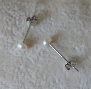 Small Pearl Stud Earrings 3.5-4mm Freshwater Pearl 925 Sterling Silver