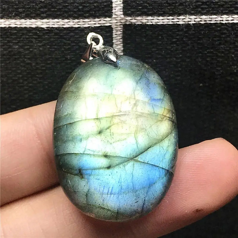 Labradorite Pendant Light Crystal 31x23x7mm Beads Silver Moonstone Stone