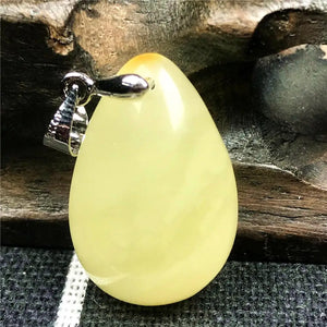 Natural Yellow Amber Pendant Crystal 22x15x7mm Beads Silver Necklace AAAAA