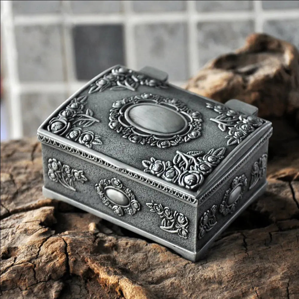 Vintage Treasure Chest Jewellery Trinket Box Storage 6.3x5x3cm