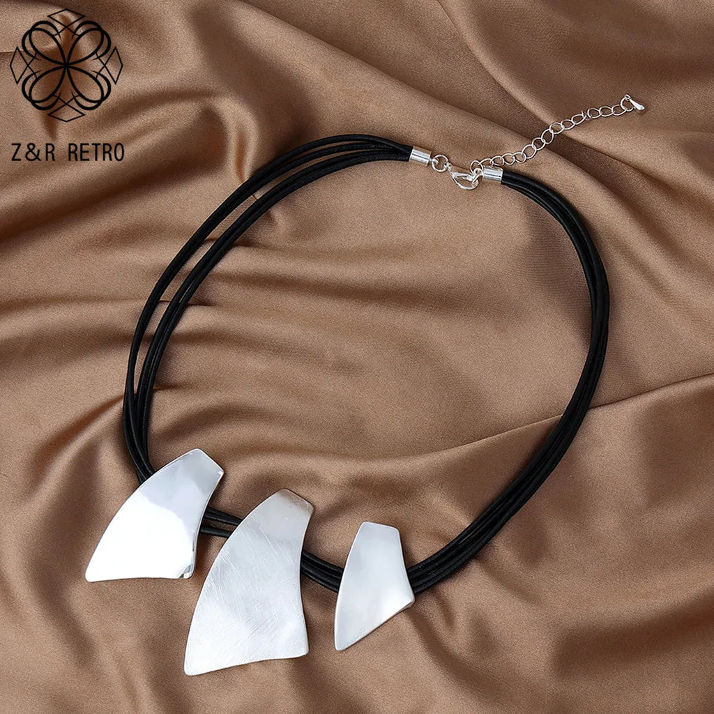 Vintage Geometric Choker Necklace for Women