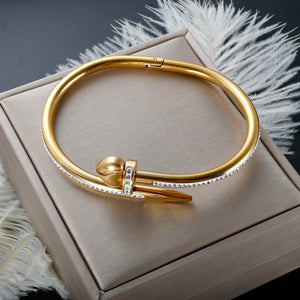 Spiked Bracelets Screws Love Heart Crystal Bangles for Women Men