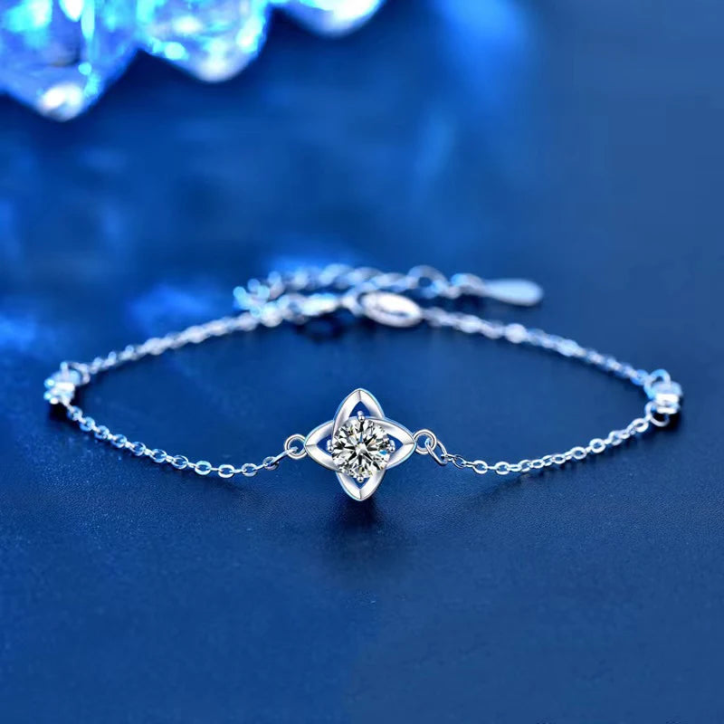 925 Silver 0.5ct D VVS1 Moissanite Flower Bracelet for Women