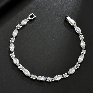 925 Silver Sparkling Leaf Diamond Bracelet for Women