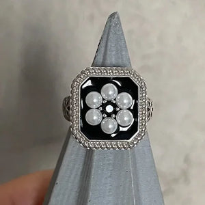 Irregular Geometric Pearl Flower Ring for Women