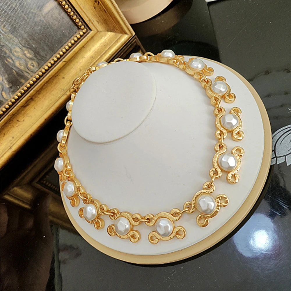 Vintage Baroque Jewelry Set for Women