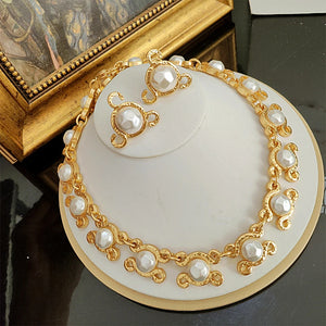 Vintage Baroque Jewelry Set for Women