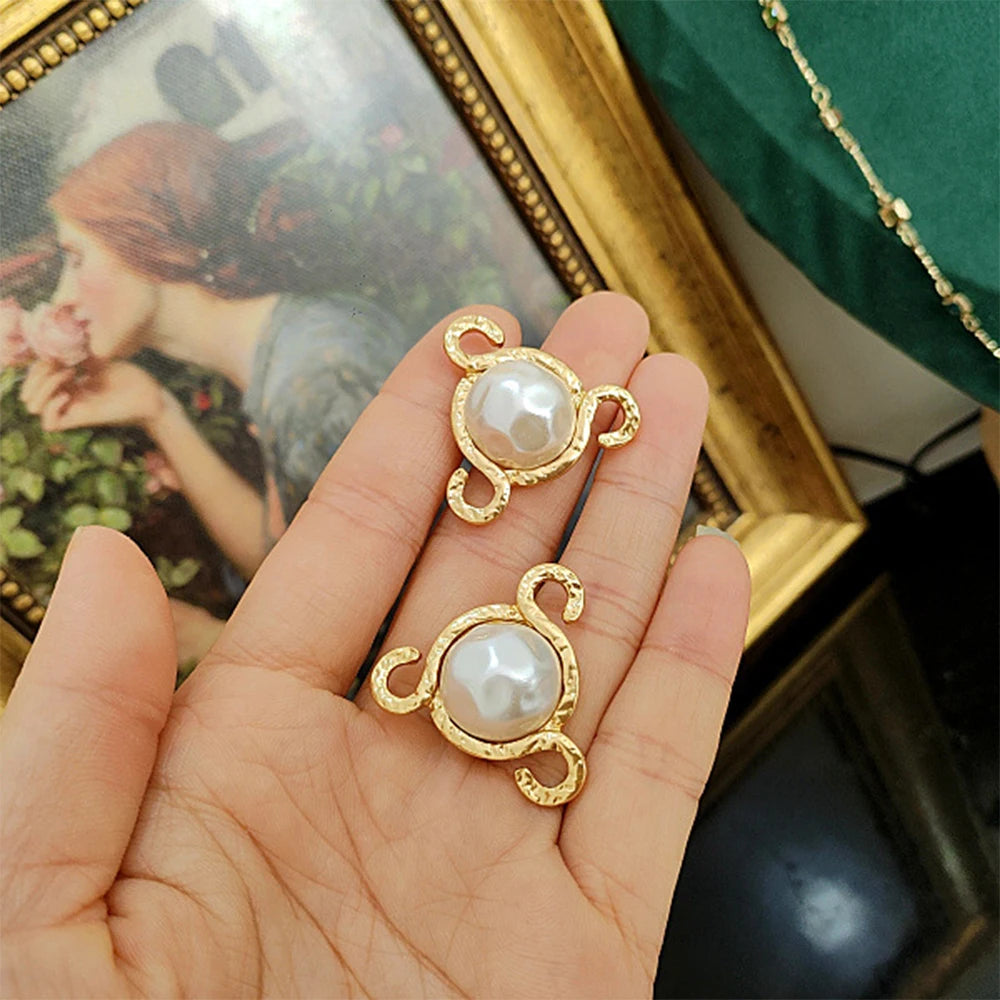 Vintage Baroque Jewelry Set for Women