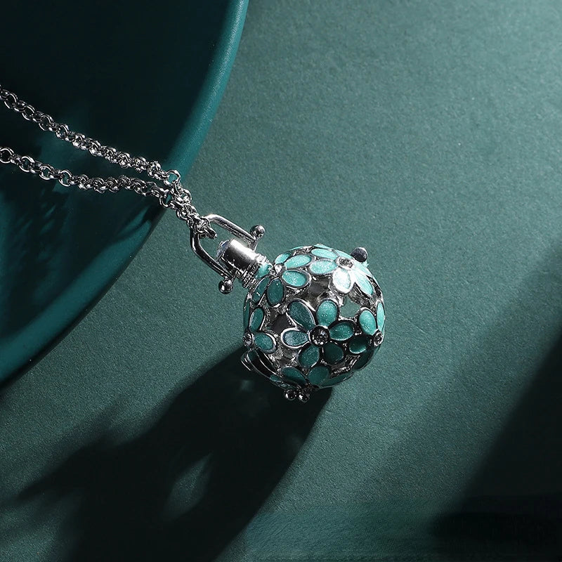 Flower Dripping Oil Aromatherapy Pendant Necklace