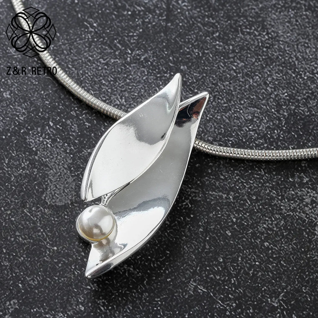 Long Chain Silver Leaf Pendant Necklace for Women