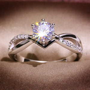 Women's Wedding Band with Cubic Zircon Stone Engagement Ring