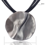 Women Choker Necklace with Grey Pendant Chunky Choker Suspension