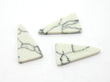 Turquoise Stone 17x9mm Mixed Equilateral Triangle Flat Stone