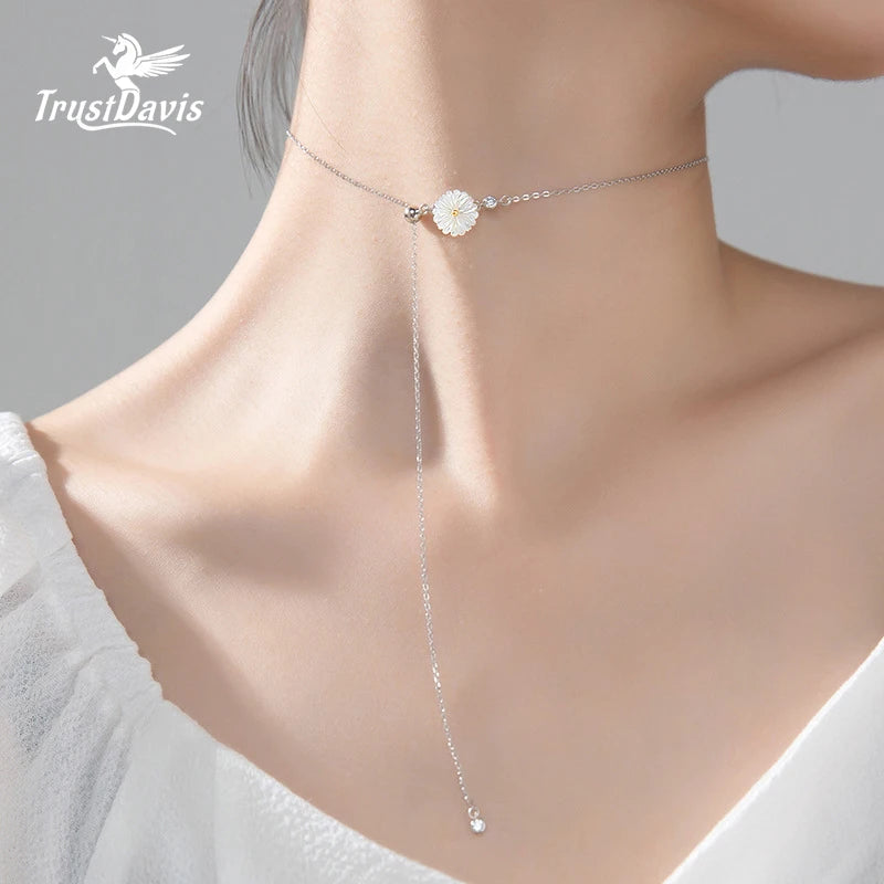 TrustDavis Daisy Necklace Summer Shell Flower Clavicle Chain Necklace