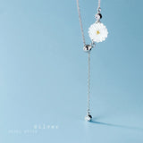 TrustDavis Daisy Necklace Summer Shell Flower Clavicle Chain Necklace