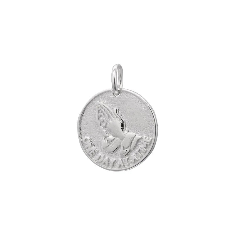 TrustDavis 925 Sterling Silver Sweet In Prayer Round Charm Pendant
