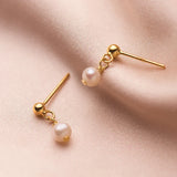Trustdavis 925 Silver Sweet Charm Mini Pearl Stud Earrings