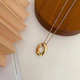 Twisted O-shaped Necklace, Gold-Plated Steel, Non-Fading Collarbone