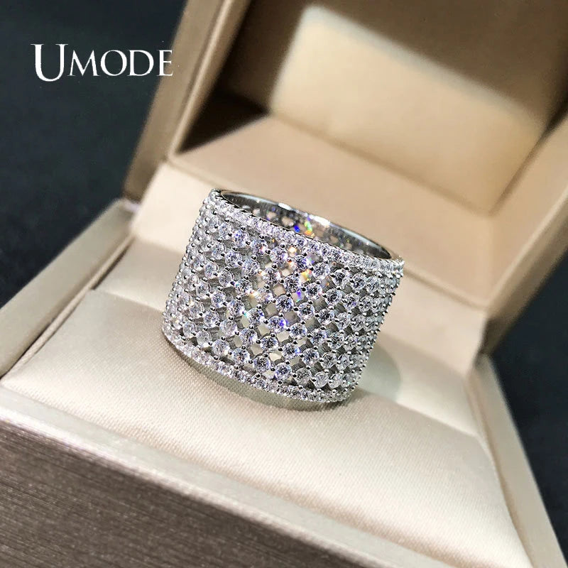 CZ Ring Wedding Bands for Women UR0679