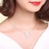 V Letter 925 Silver Chain Pendant Necklace for Women Gift ULN0204