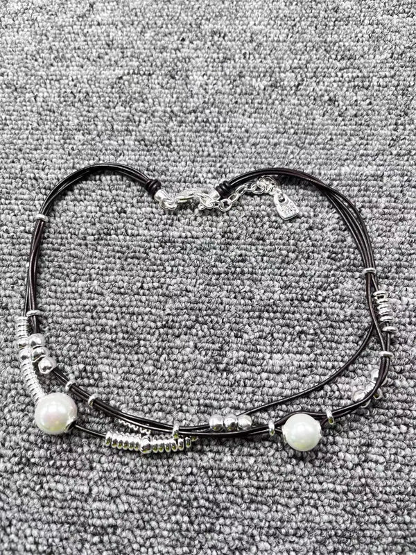 UNOde50 925 Silver Plated Pearl Knot Necklace