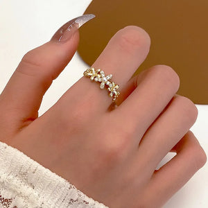 US Pearl Flower Ring Diamond Inlaid Net Red Ring